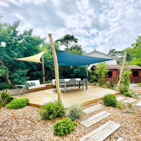 Wooden mast for shade sails in acacia robinia