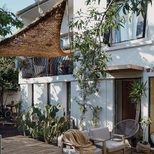 Terrasse avec voile coco