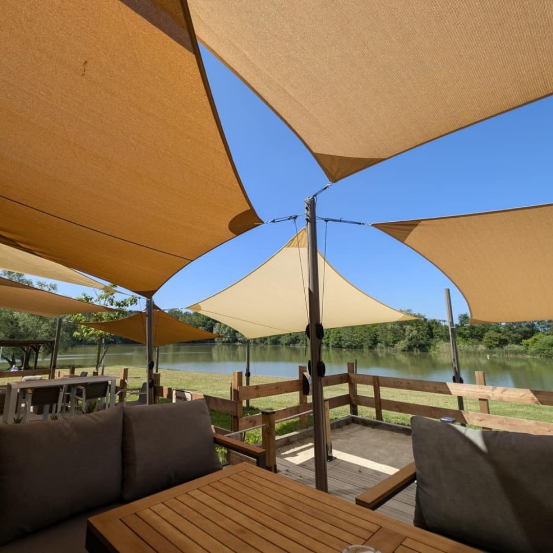 Professional shade sail for a restaurant Professional shade sail for a restaurant